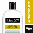 ACONDICIONADOR TRESEMME DETOX CAP. 750 ml ( u x b 12)